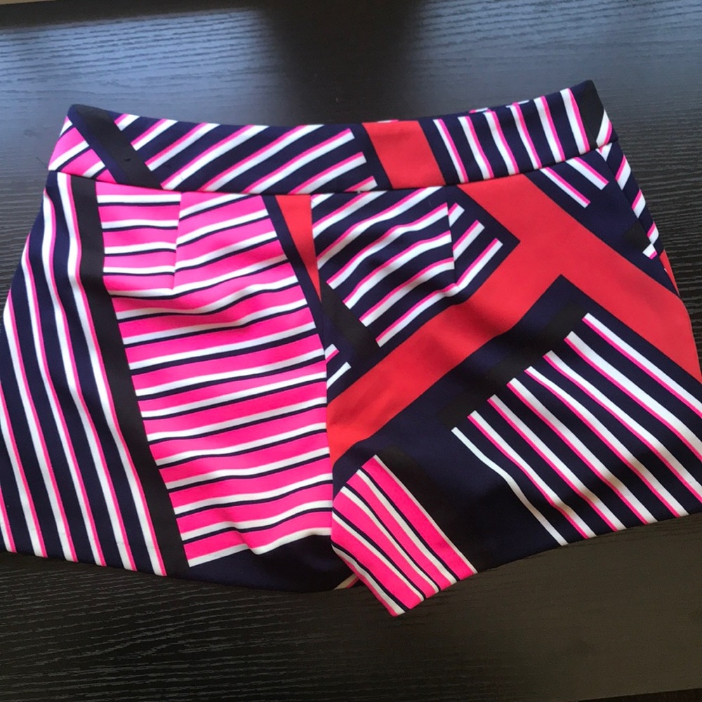 Express shorts size 2 - Picture 3 of 4